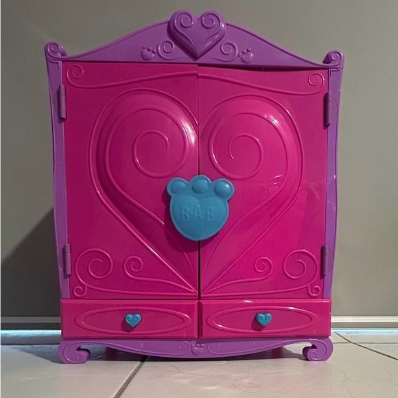 Build A Bear wardrobe - Picture 3 of 9